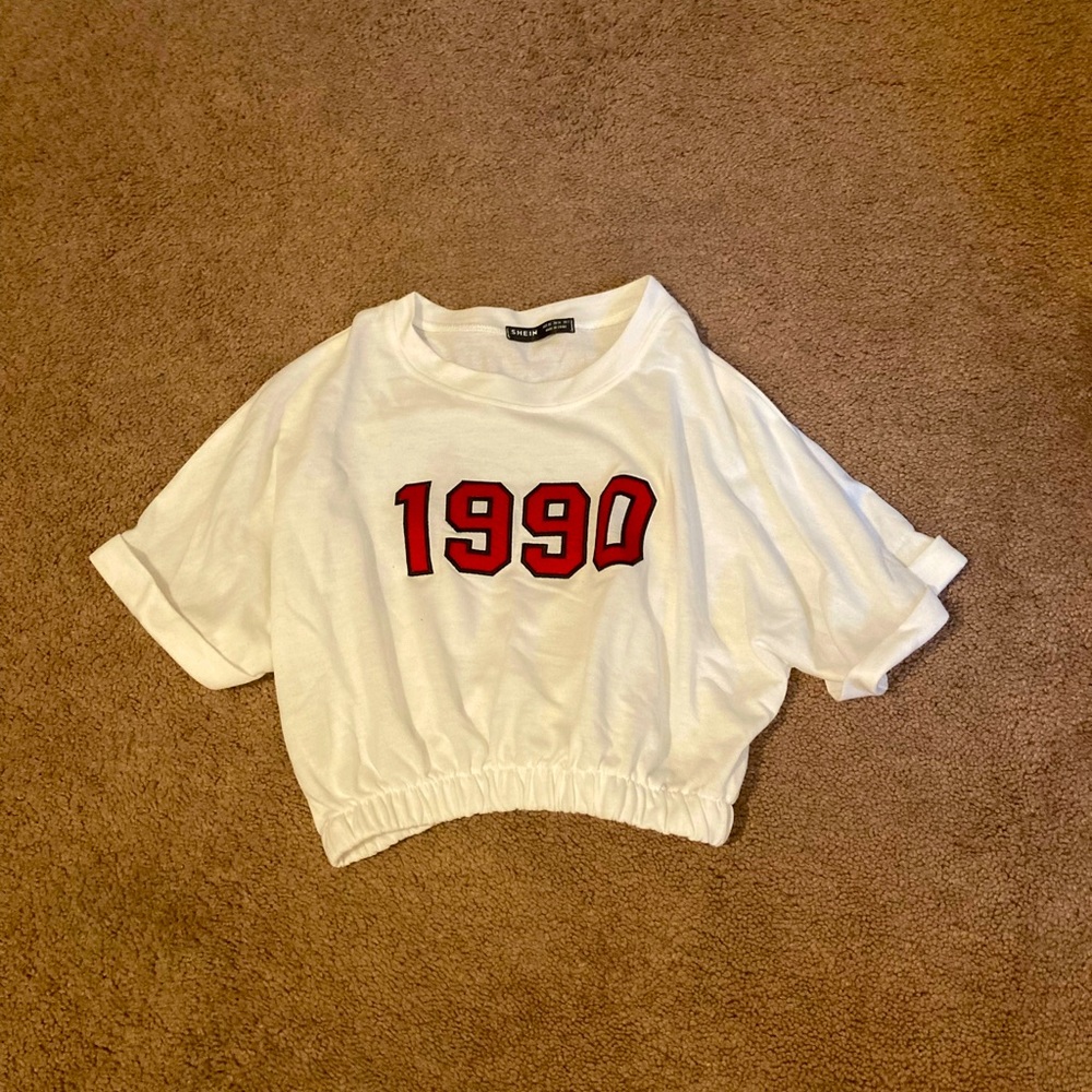 White 90’s crop top